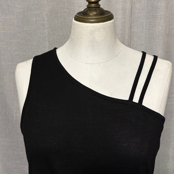 NWT CUPSHE Summer Beach Wear Top-Sz M-Rayon Blend-Black-Cute Strap Detail - Picture 3 of 13